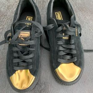 Puma black suede sneakers NWOT